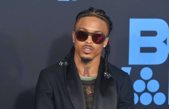 August Alsina Pounces On Fan Who Criticized His New Single, &Quot;Shake The World&Quot; 1