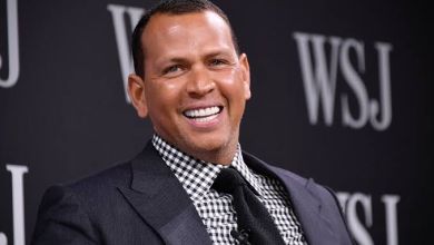 'They'Re Just Having Fun,' According To A Source Who Saw Alex Rodriguez Kissing A Woman In Capri 1