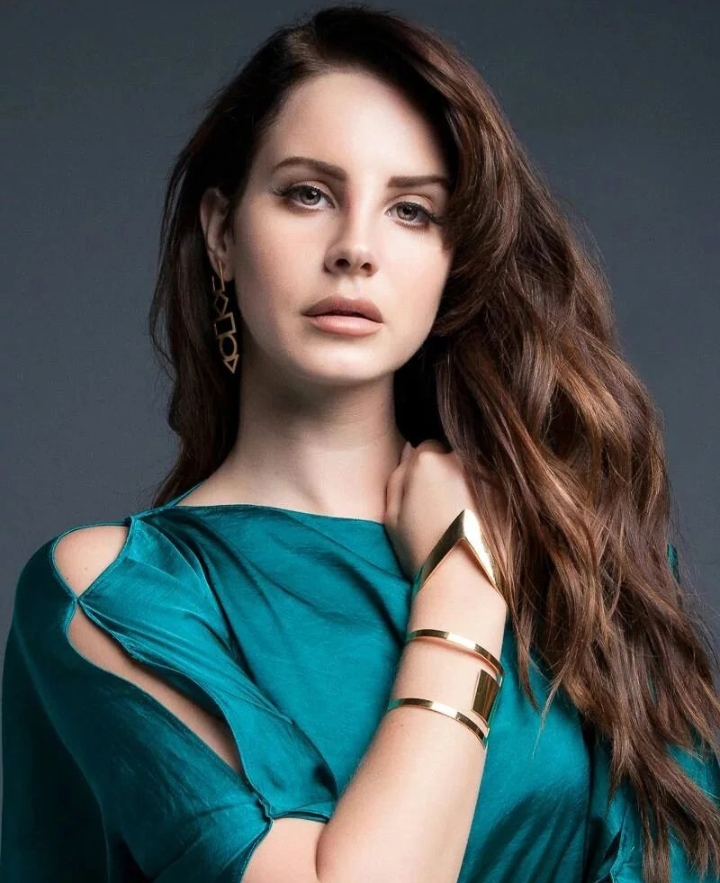 Lana Del Rey Speaks On Glastonbury Set Experience And &Quot;Being Cut Off&Quot; During Bst Hyde Park Performance 1