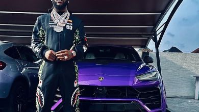 Burna Boy Drives Around In His Lamborghini; Causes Stir In Lagos 2
