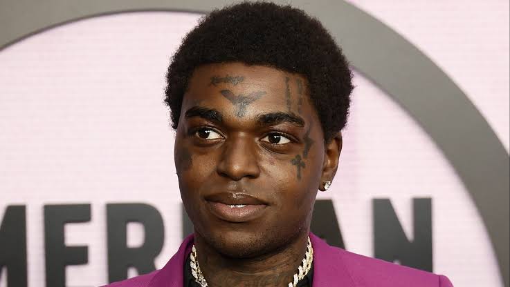 Kodak Black Gifts His Babymama A Brand-New Range Rover And A $100K From Behind Bars 1