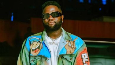 Skales Posts Unsettling Video Of Forehead Injury, Raising Concerns Among Fans 3