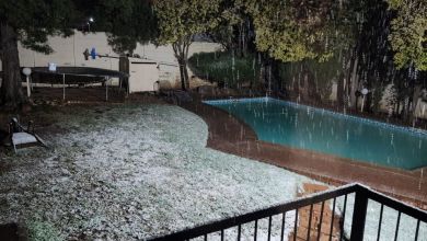 A Snowy Extravagance: Local Embrace Snowfall In Bloemfontein 1